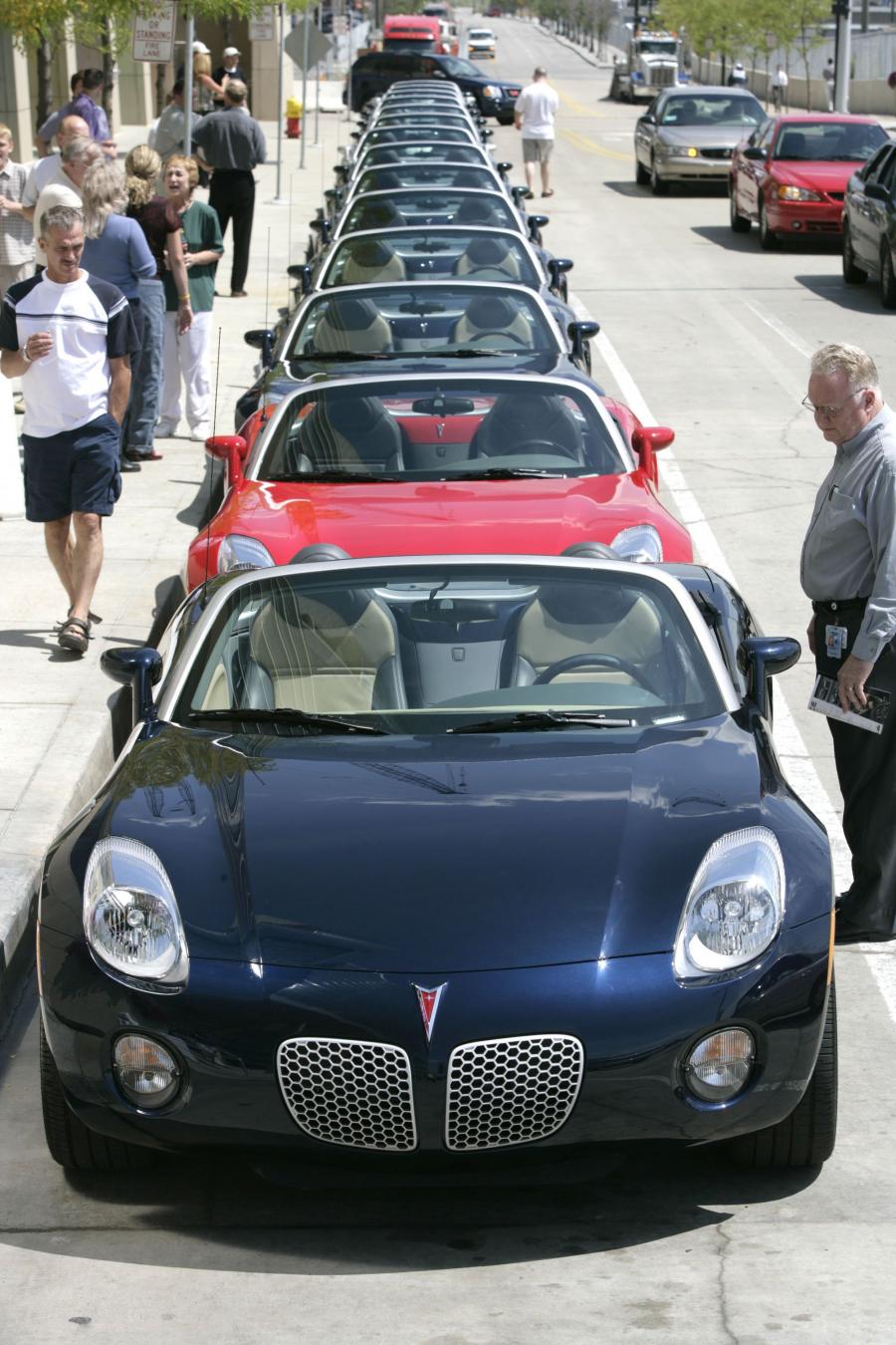 Pontiac Solstice 2006 года  (фото 31 из 126)
